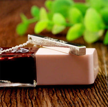 Load image into Gallery viewer, Custom Necklace Engraved Silver