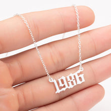 Load image into Gallery viewer, Memorable Year Chain Necklace