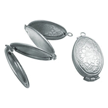 Load image into Gallery viewer, Extended Photo Box Pendant Necklace Silver