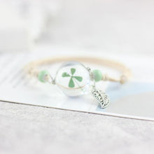 Load image into Gallery viewer, Hand-made Dried Flower Charm Bracelet