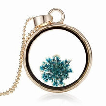 Load image into Gallery viewer, Organic Dried Flower Pendant
