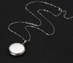 Custom photo Text Round shaped necklace Silver